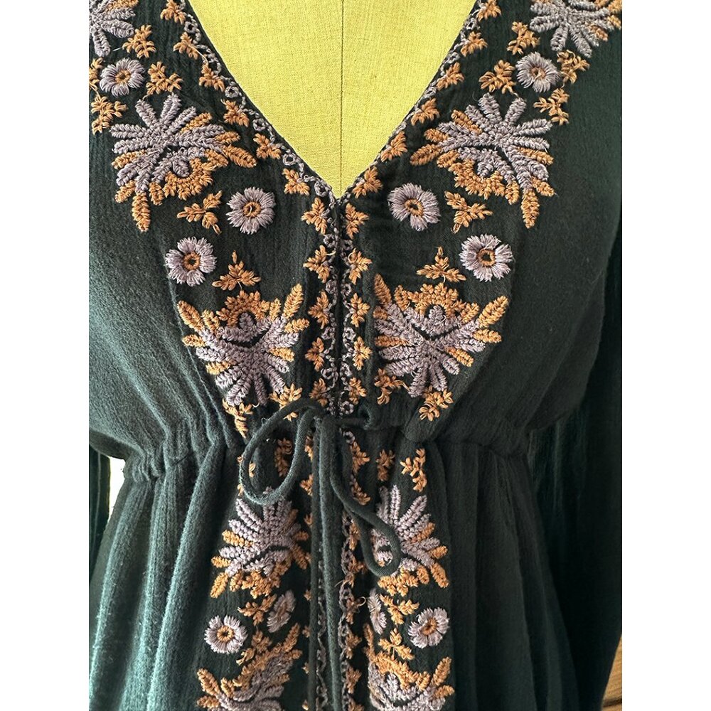 FREE PEOPLE Boho Embroidered dress Size M - Picture 6 of 8
